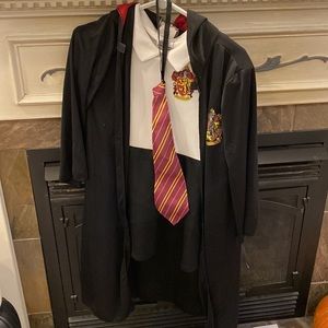 Harry Potter Gryffindor Halloween Dress and Cape Size Child M